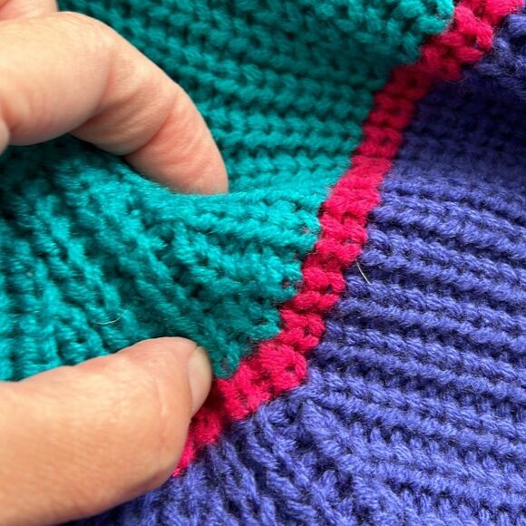 Vintage 90s Classic Fashion Striped Rainbow Sweater Medium - Picture 13 of 13